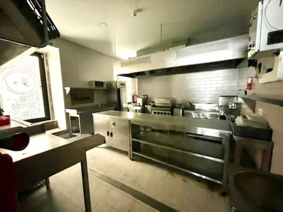 Loja para Arrendamento em Leiria, Pousos, Barreira e Cortes Foto 6