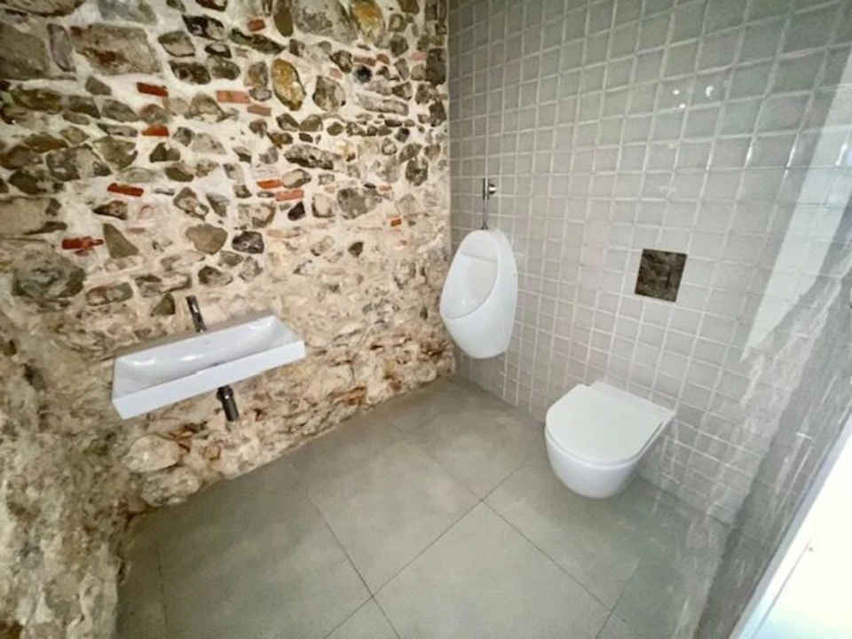 Loja para Arrendamento em Leiria, Pousos, Barreira e Cortes Foto 10