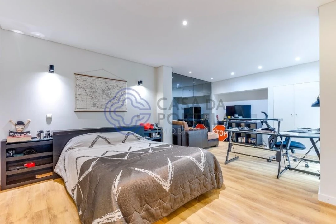 Moradia T3 para Venda em Arvore Foto 36