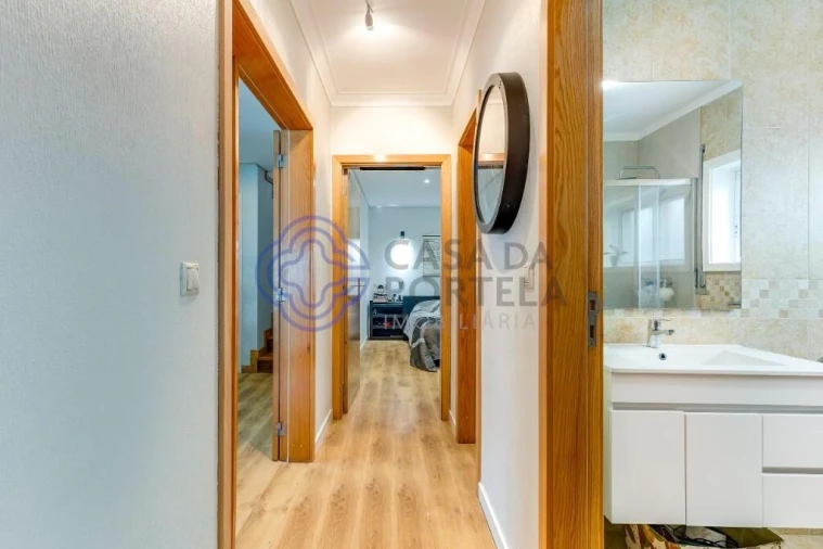 Moradia T3 para Venda em Arvore Foto 33