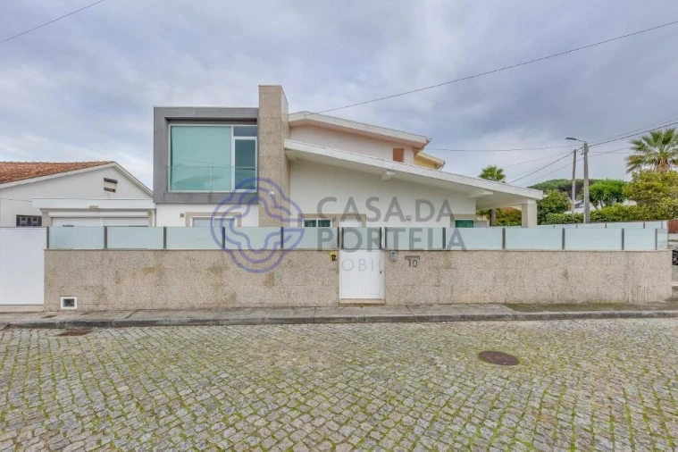 Moradia T3 para Venda em Arvore Foto 2