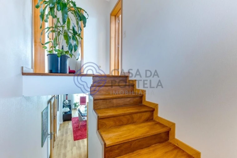 Moradia T3 para Venda em Arvore Foto 42