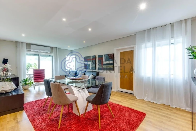 Moradia T3 para Venda em Arvore Foto 15