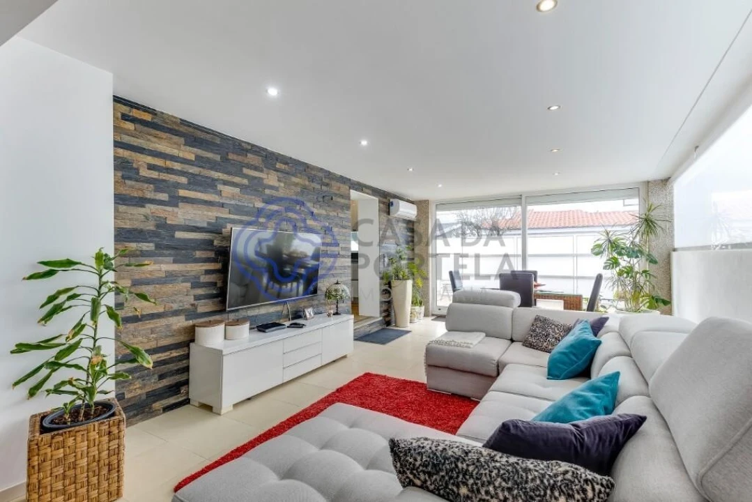 Moradia T3 para Venda em Arvore Foto 26