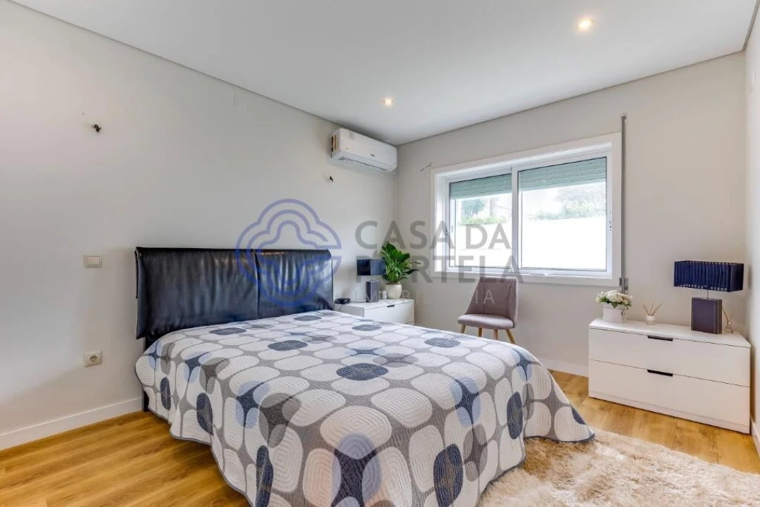 Moradia T3 para Venda em Arvore Foto 30