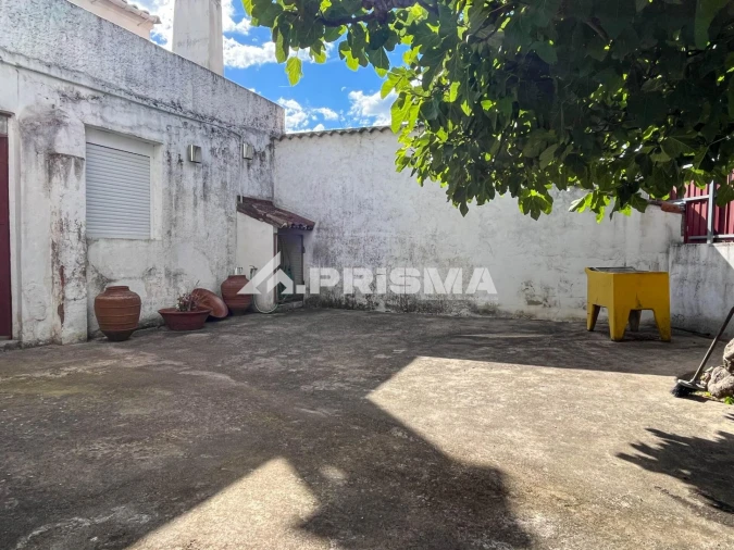 Moradia T3 para Venda em Cebolais de Cima e Retaxo Foto 2