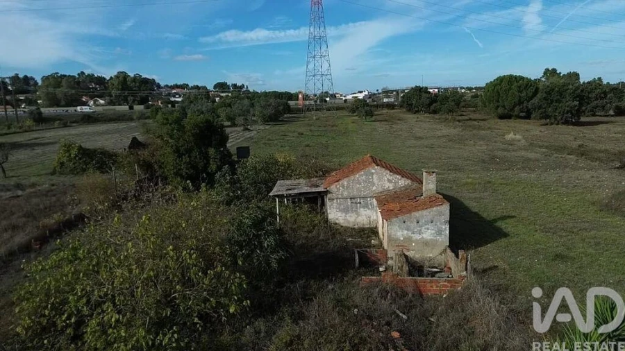Moradia T2 para Venda em Nossa Sra de Fatima Foto 8