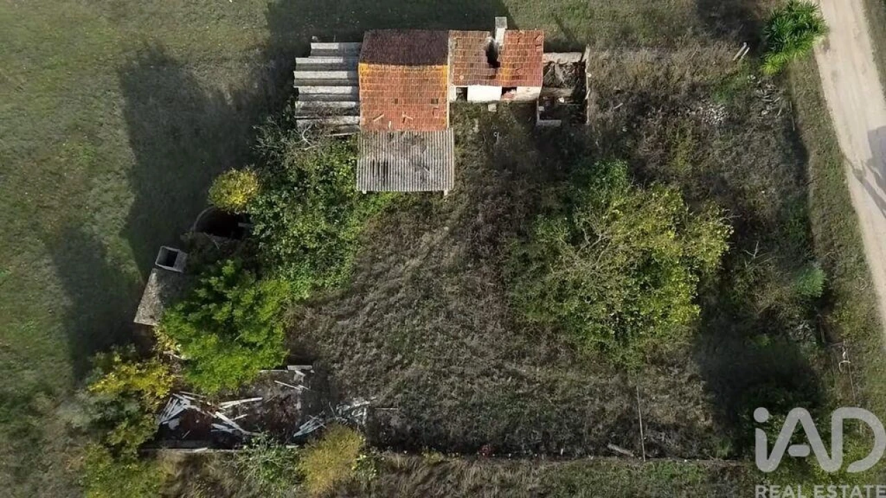 Moradia T2 para Venda em Nossa Sra de Fatima Foto 1