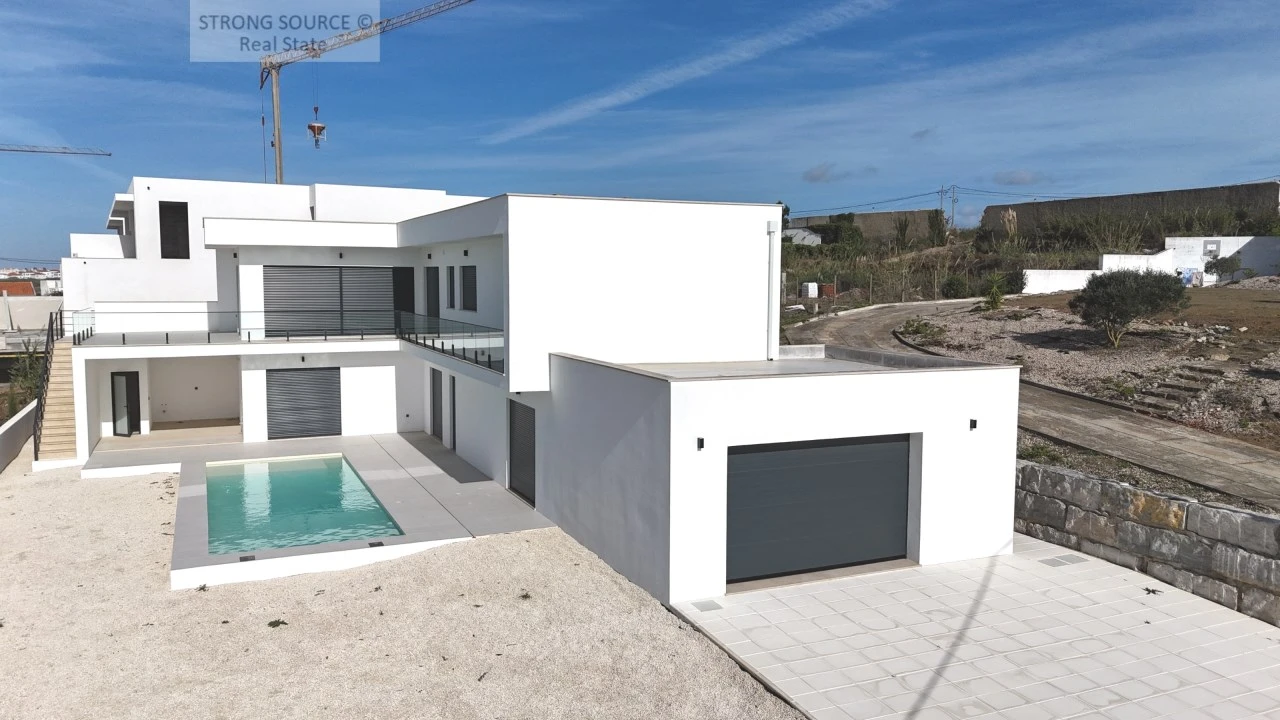 Moradia T5 para Venda em Lourinhã e Atalaia Foto 9