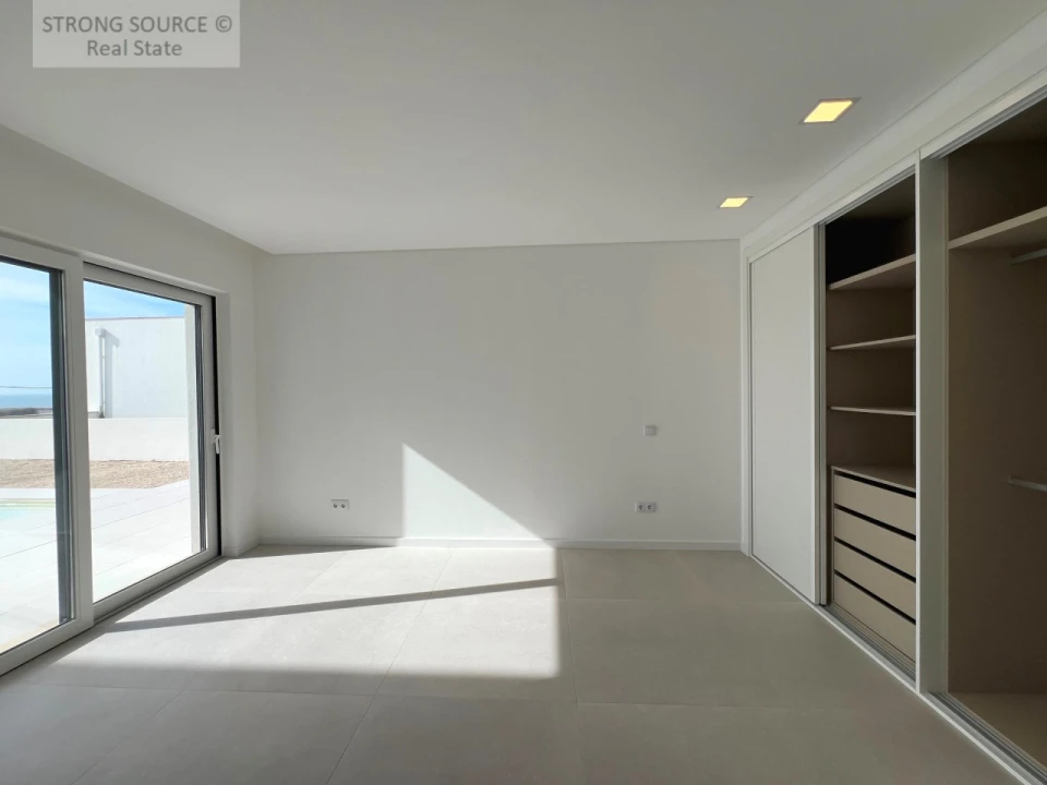 Moradia T5 para Venda em Lourinhã e Atalaia Foto 57