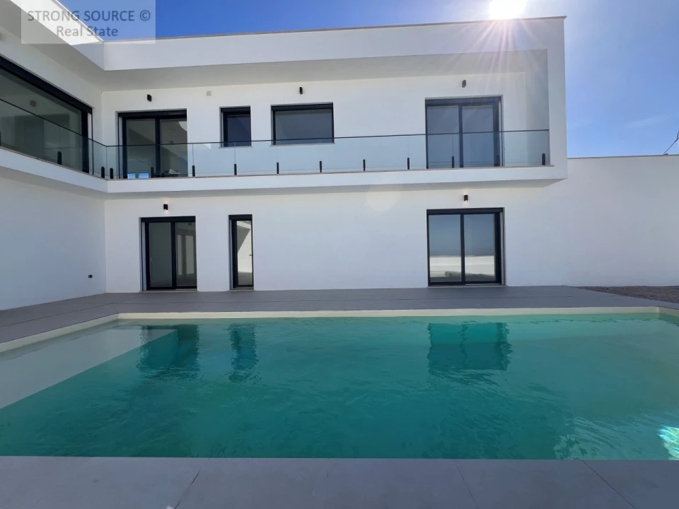 Moradia T5 para Venda em Lourinhã e Atalaia Foto 5