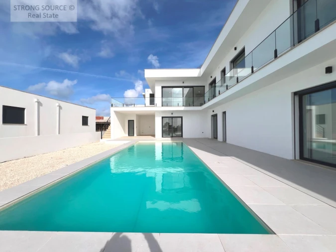 Moradia T5 para Venda em Lourinhã e Atalaia Foto 3