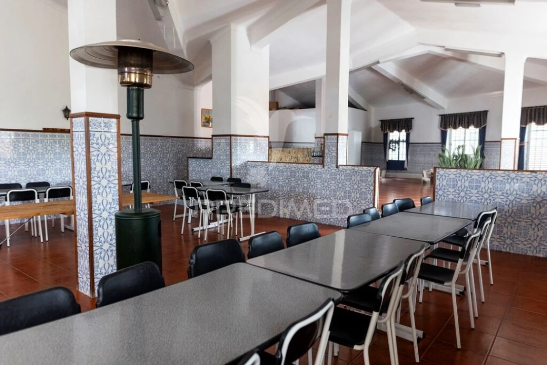 Prédio para Venda em Alagoa Foto 18