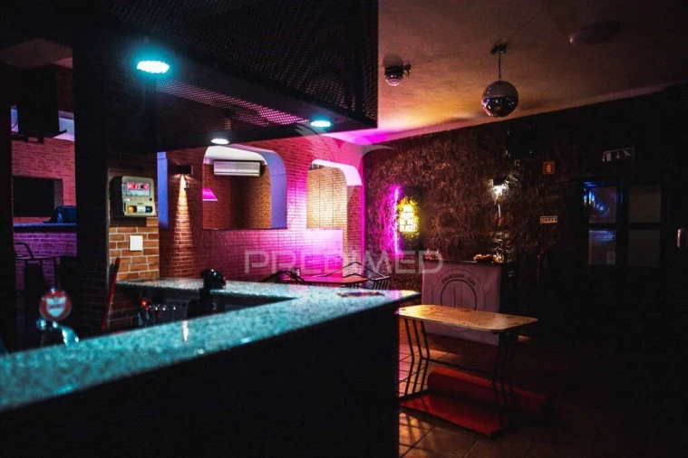 Prédio para Venda em Alagoa Foto 14