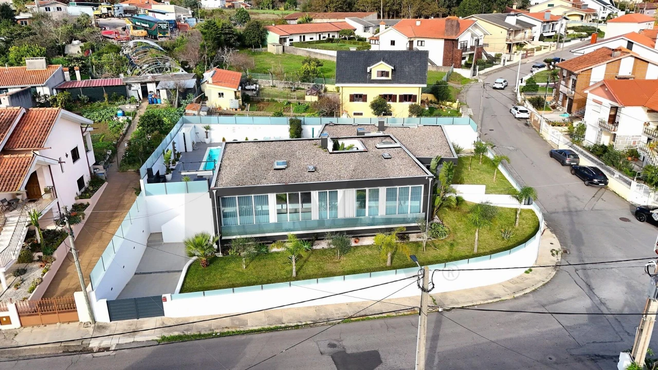 Moradia T4 para Venda em Anta e Guetim Foto 58