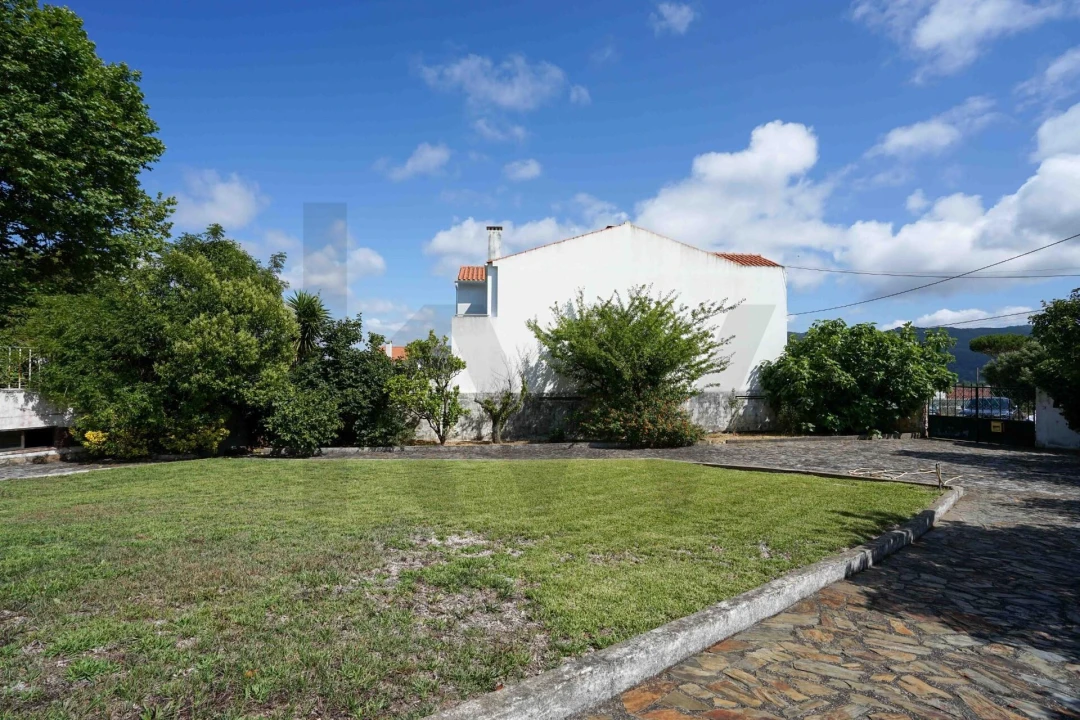 Moradia T5 para Venda em São João das Lampas e Terrugem Foto 46