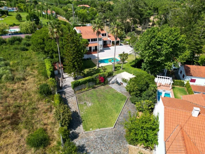 Moradia T5 para Venda em São João das Lampas e Terrugem Foto 56