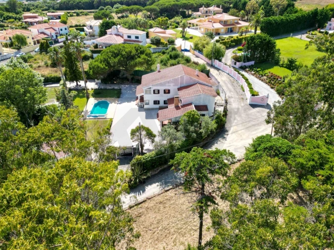 Moradia T5 para Venda em São João das Lampas e Terrugem Foto 57