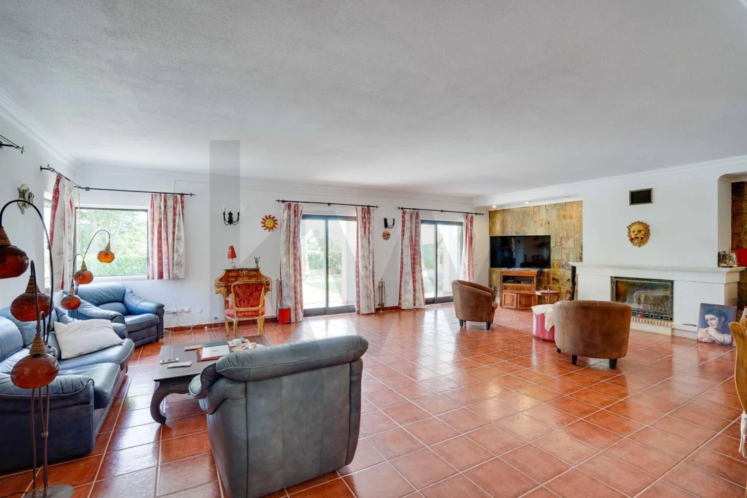 Moradia T5 para Venda em São João das Lampas e Terrugem Foto 9