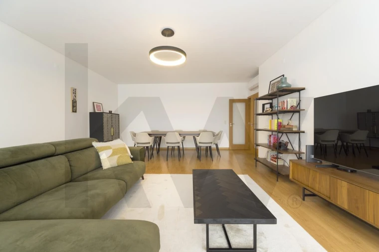 Apartamento T3 para Venda em Vila Franca de Xira Foto 2