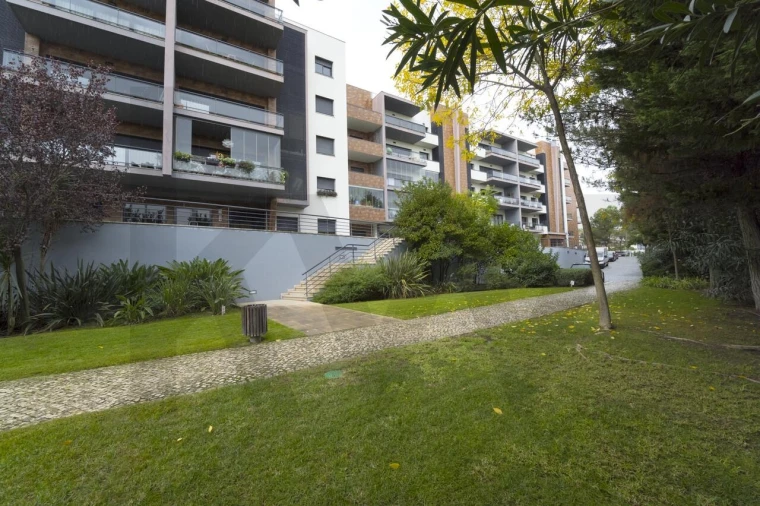 Apartamento T3 para Venda em Vila Franca de Xira Foto 46