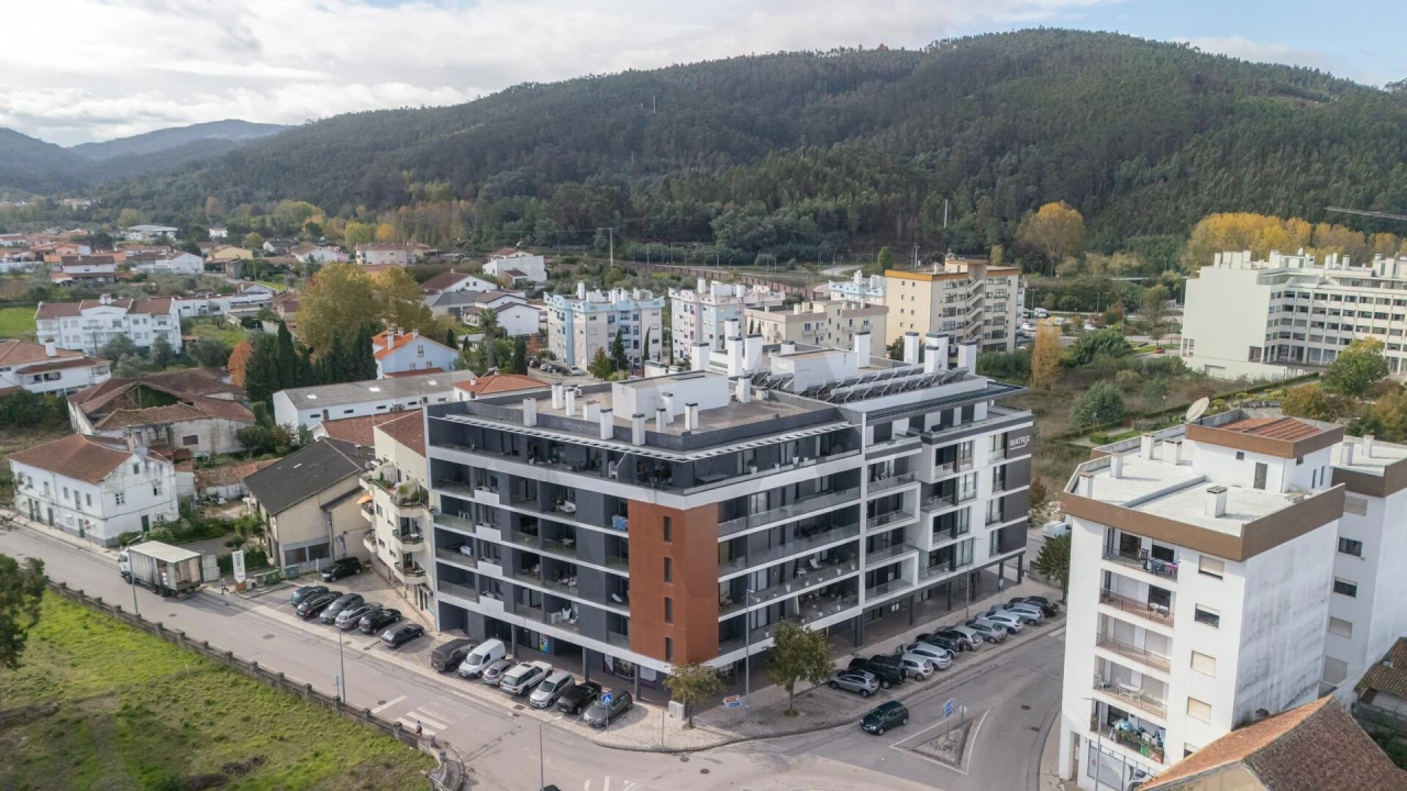 Apartamento T3 para Venda em Miranda do Corvo Foto 54