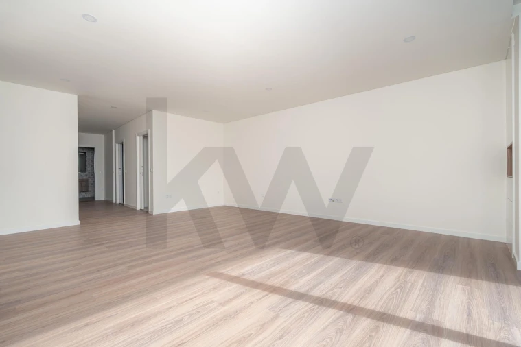 Apartamento T3 para Venda em Miranda do Corvo Foto 33