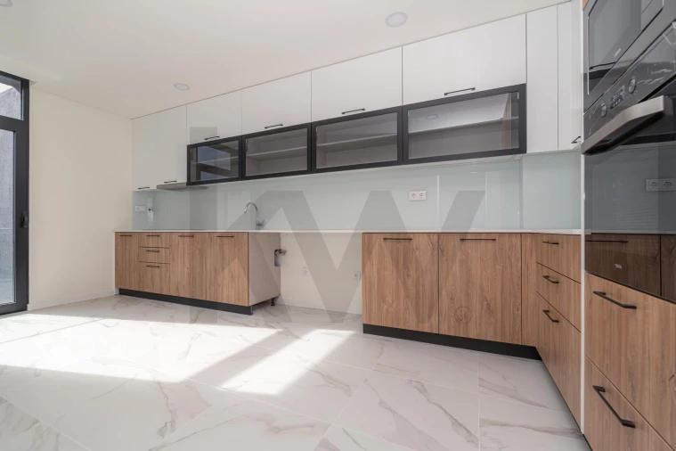 Apartamento T3 para Venda em Miranda do Corvo Foto 27