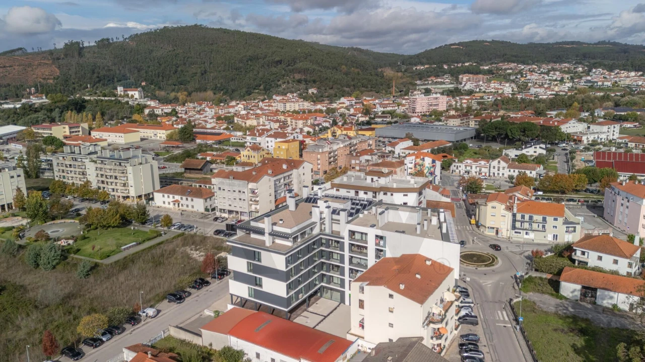 Apartamento T3 para Venda em Miranda do Corvo Foto 60