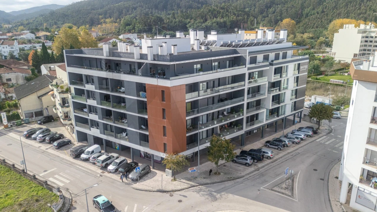 Apartamento T3 para Venda em Miranda do Corvo Foto 58