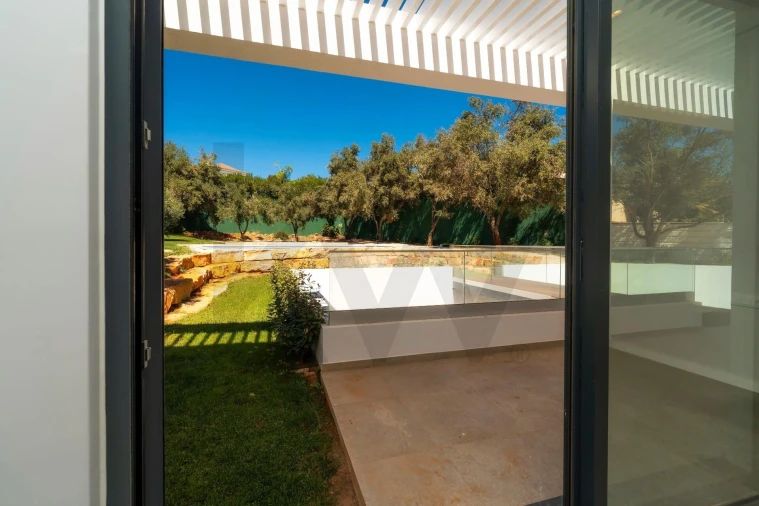 Moradia T4 para Venda em Loule (São Clemente) Foto 18