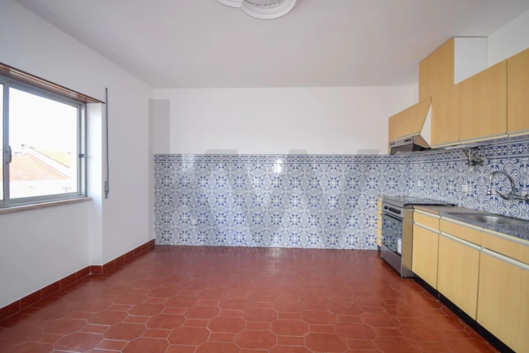 Apartamento T2 para Arrendamento em Seixal, Arrentela e Aldeia de Paio Pires Foto 12