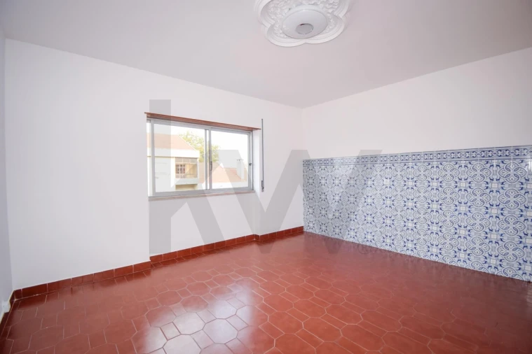 Apartamento T2 para Arrendamento em Seixal, Arrentela e Aldeia de Paio Pires Foto 9