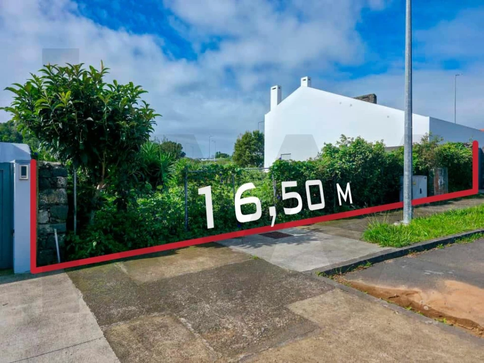 Terreno para Venda em Fajã de Baixo Foto 3