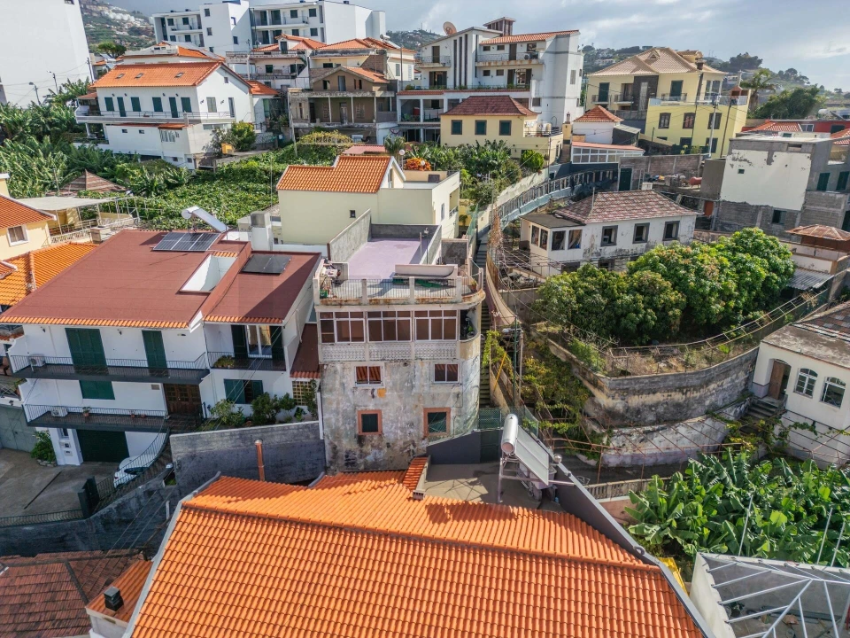 Moradia T5 para Venda em Camara de Lobos Foto 56