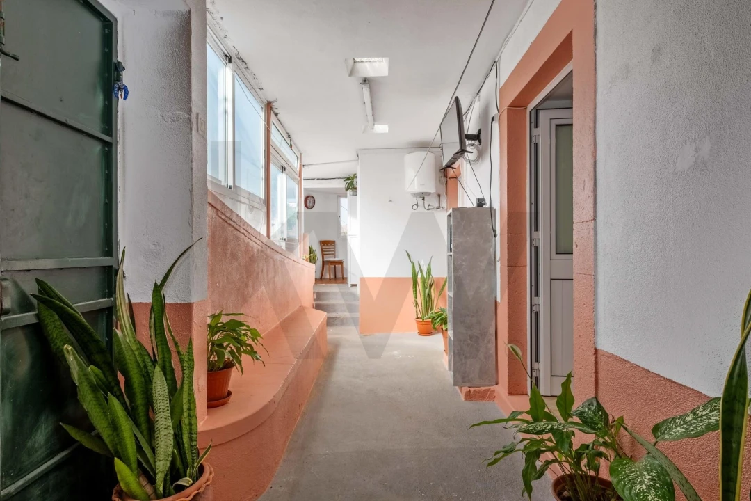 Moradia T5 para Venda em Camara de Lobos Foto 30