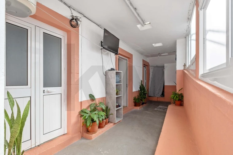 Moradia T5 para Venda em Camara de Lobos Foto 31