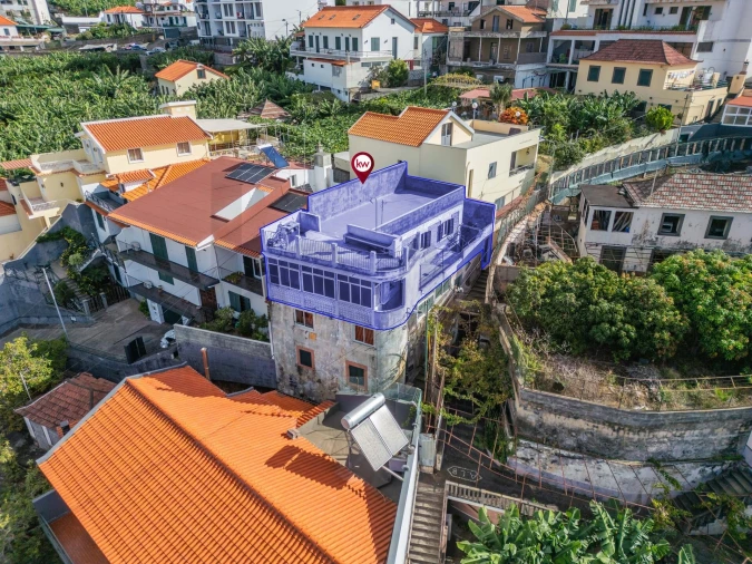 Moradia T5 para Venda em Camara de Lobos Foto 6