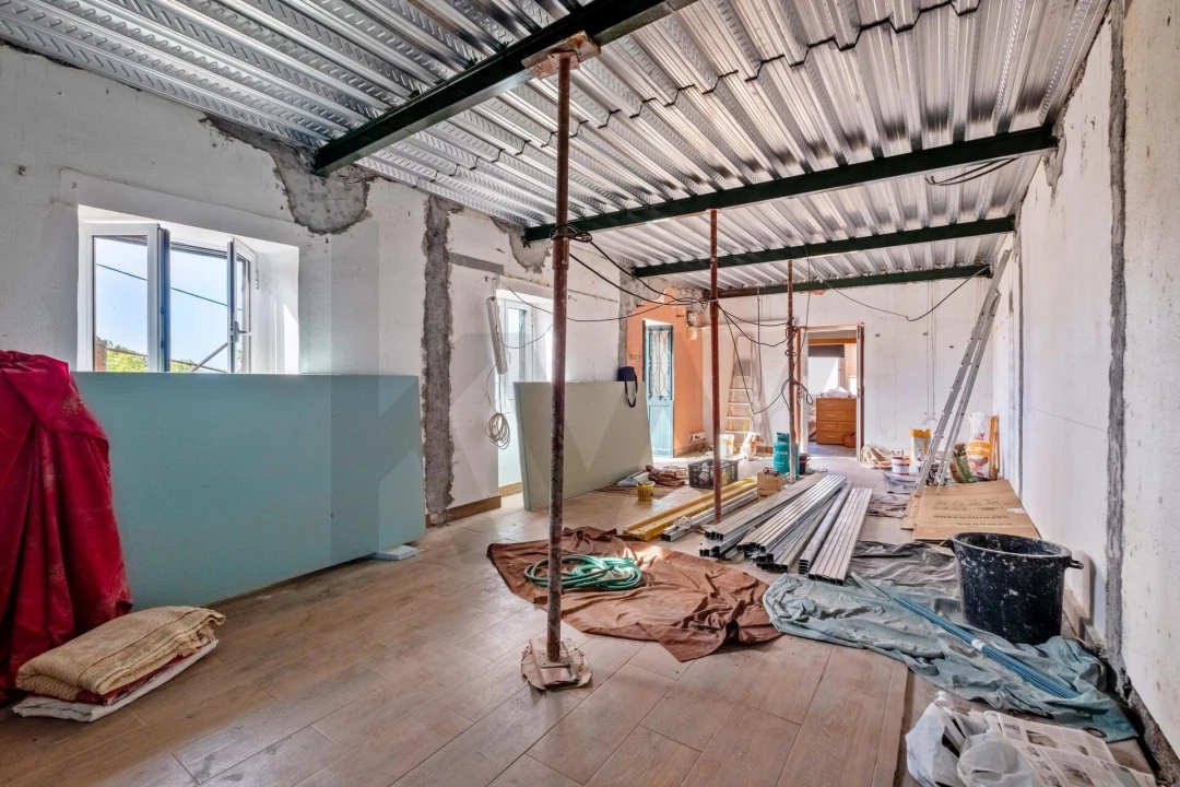 Moradia T5 para Venda em Camara de Lobos Foto 13