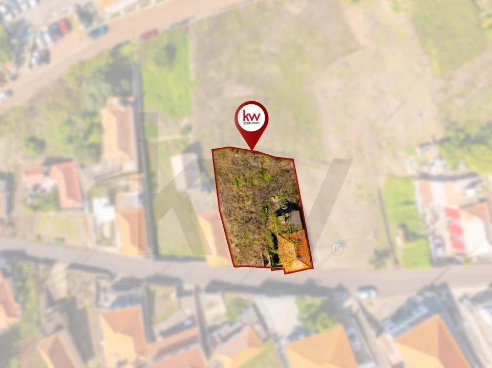 Moradia T2 para Venda em Arco da Calheta Foto 1