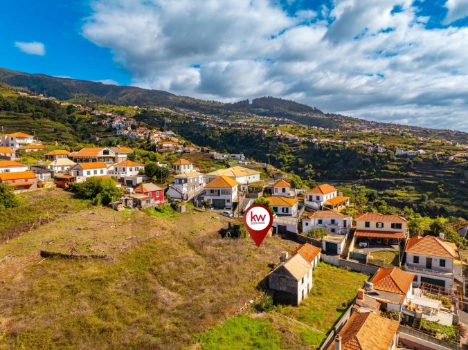 Moradia T2 para Venda em Arco da Calheta Foto 5