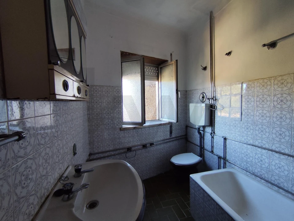 Moradia T4 para Venda em Arrifana Foto 23