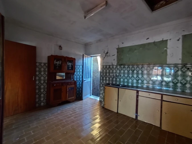 Moradia T4 para Venda em Arrifana Foto 27