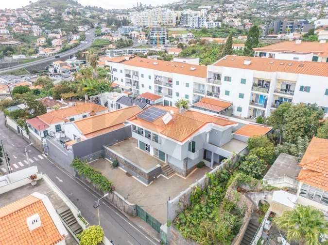 Moradia T3 para Venda em Santo Antonio Foto 50