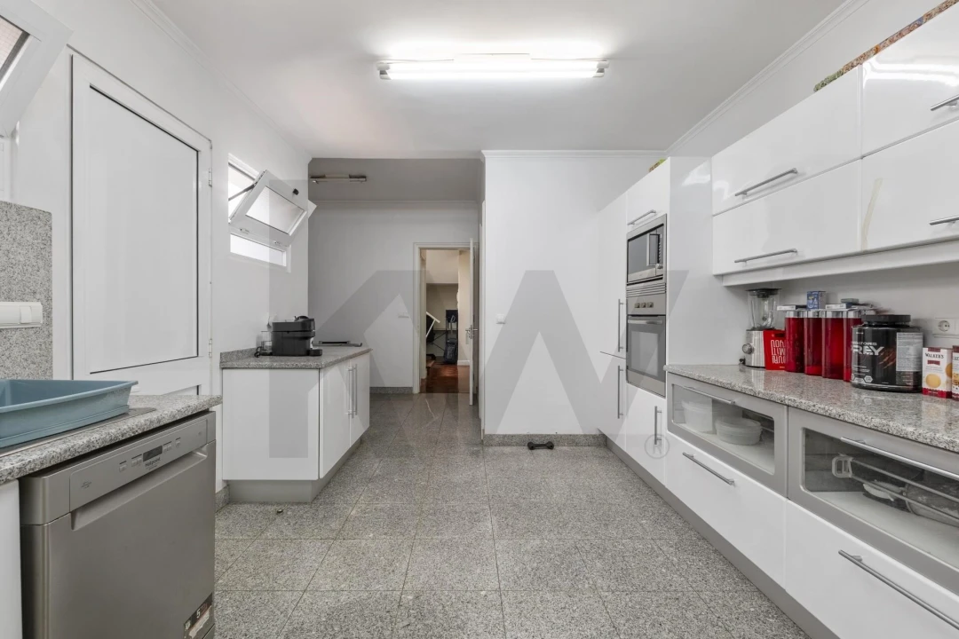 Moradia T3 para Venda em Santo Antonio Foto 8