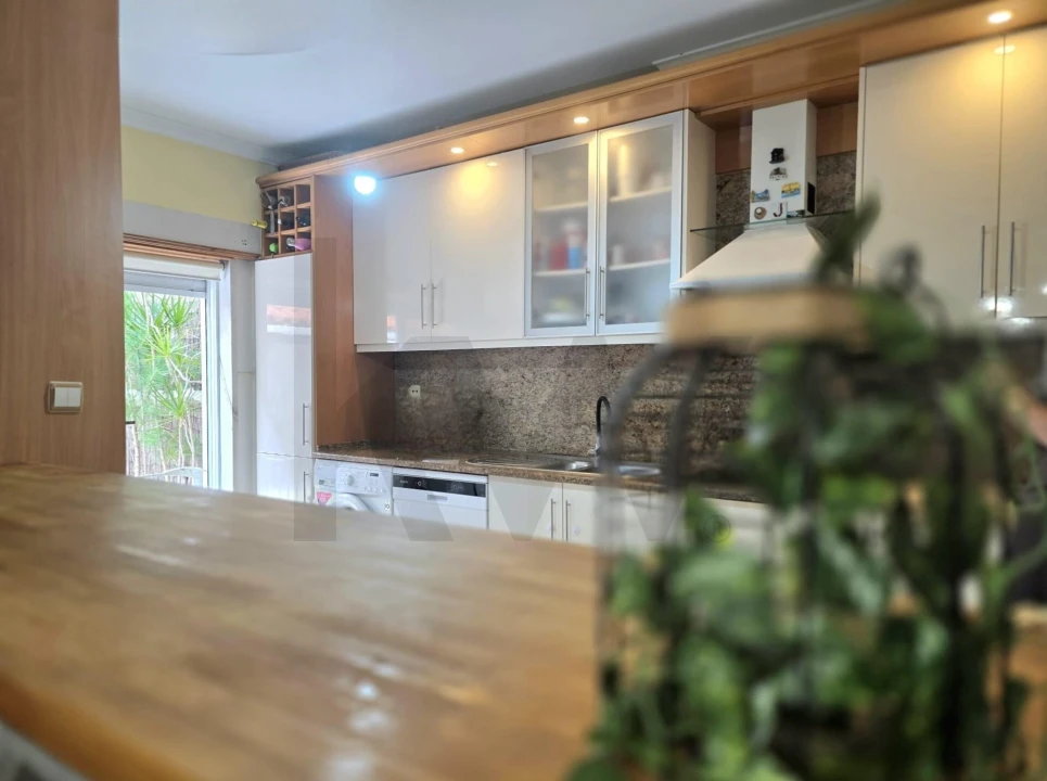 Apartamento T2 para Venda em Encosta do Sol Foto 6