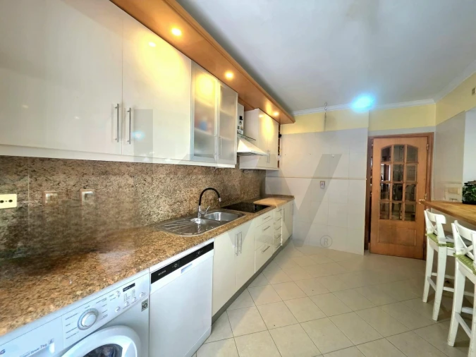 Apartamento T2 para Venda em Encosta do Sol Foto 4