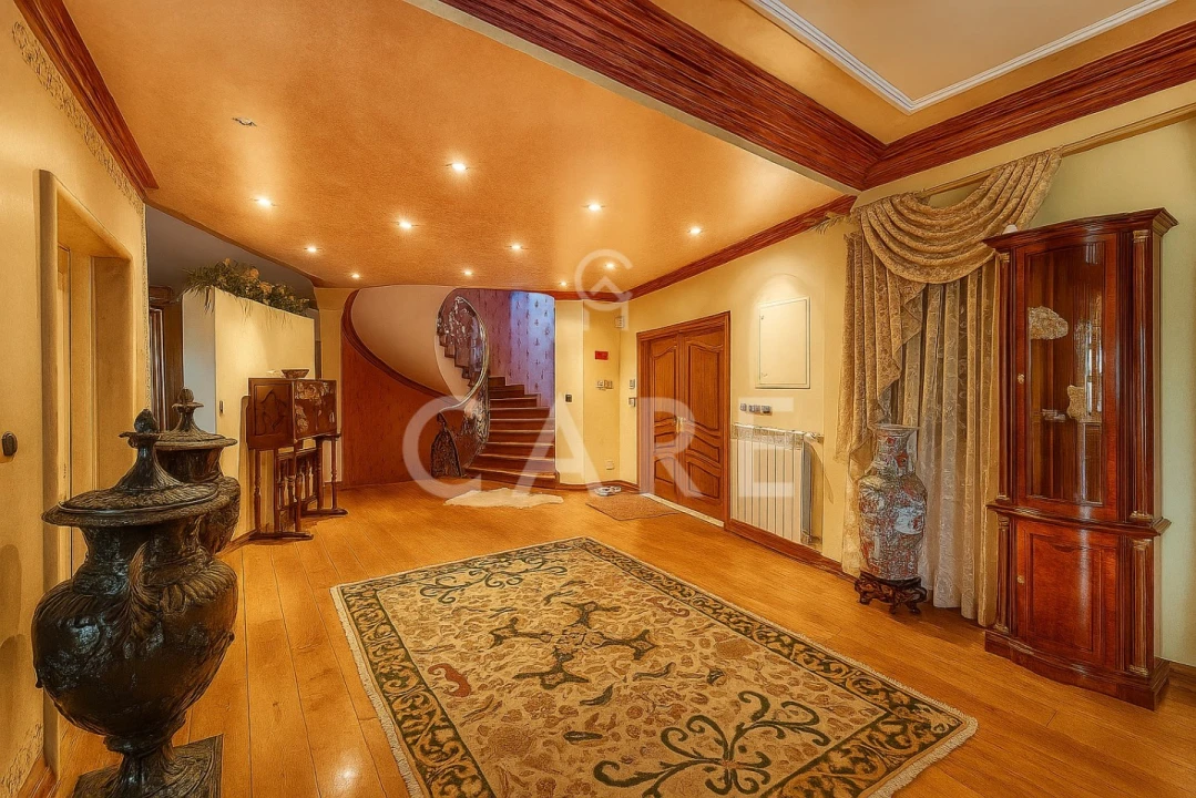 Moradia T6 para Venda em Queluz e Belas Foto 6