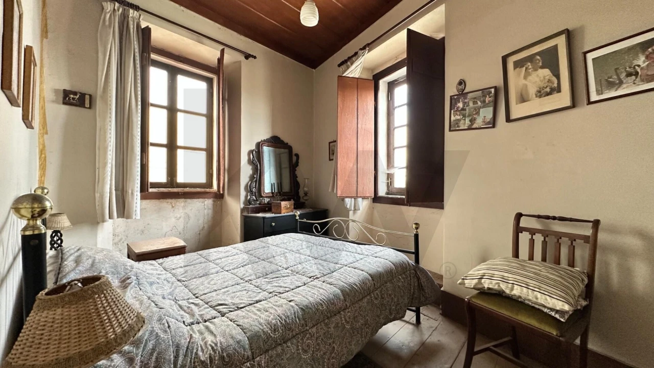 Moradia T3 para Venda em Olho Marinho Foto 8