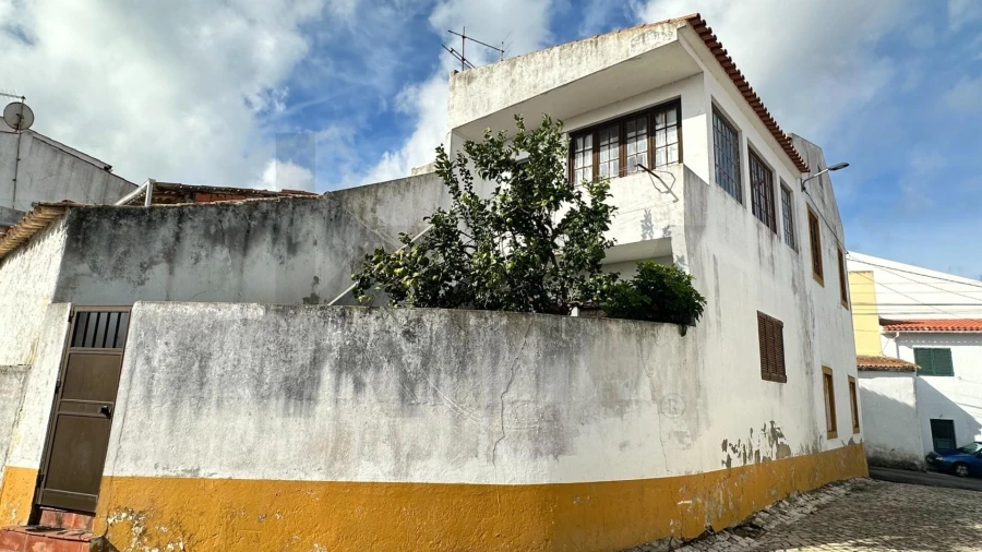 Moradia T3 para Venda em Olho Marinho Foto 35